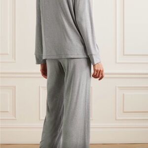 SKIMS Women's Soft Gray Pajama Set